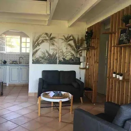 Cote D'azur: Charmante Villa, Vue Mer, Piscine,clim,calme 8/10 Personnes * Roquebrune-sur-Argens