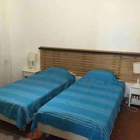 Cote D'azur: Charmante Villa, Vue Mer, Piscine,clim,calme 8/10 Personnes Villa *